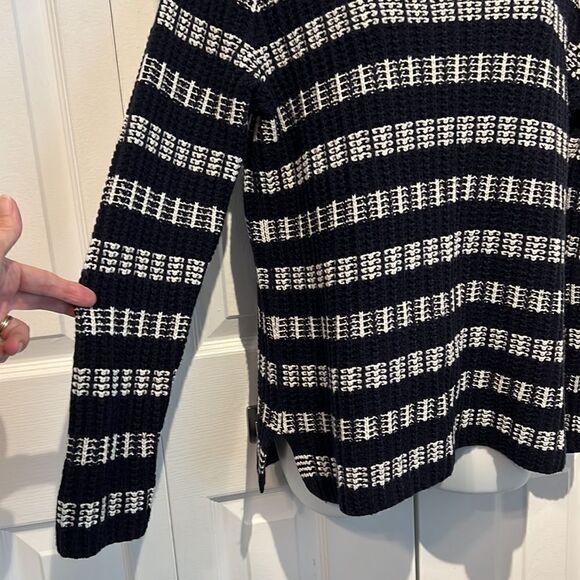 Jones New York Navy Blue&White V Neck Sweater Size M - Picture 5 of 11